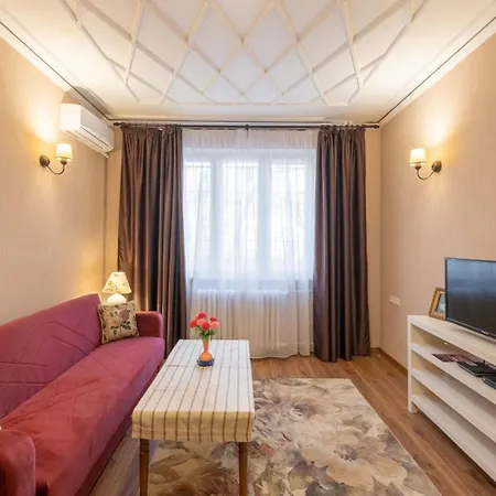 Well-styled Bright And Cozy Escape * 소피아